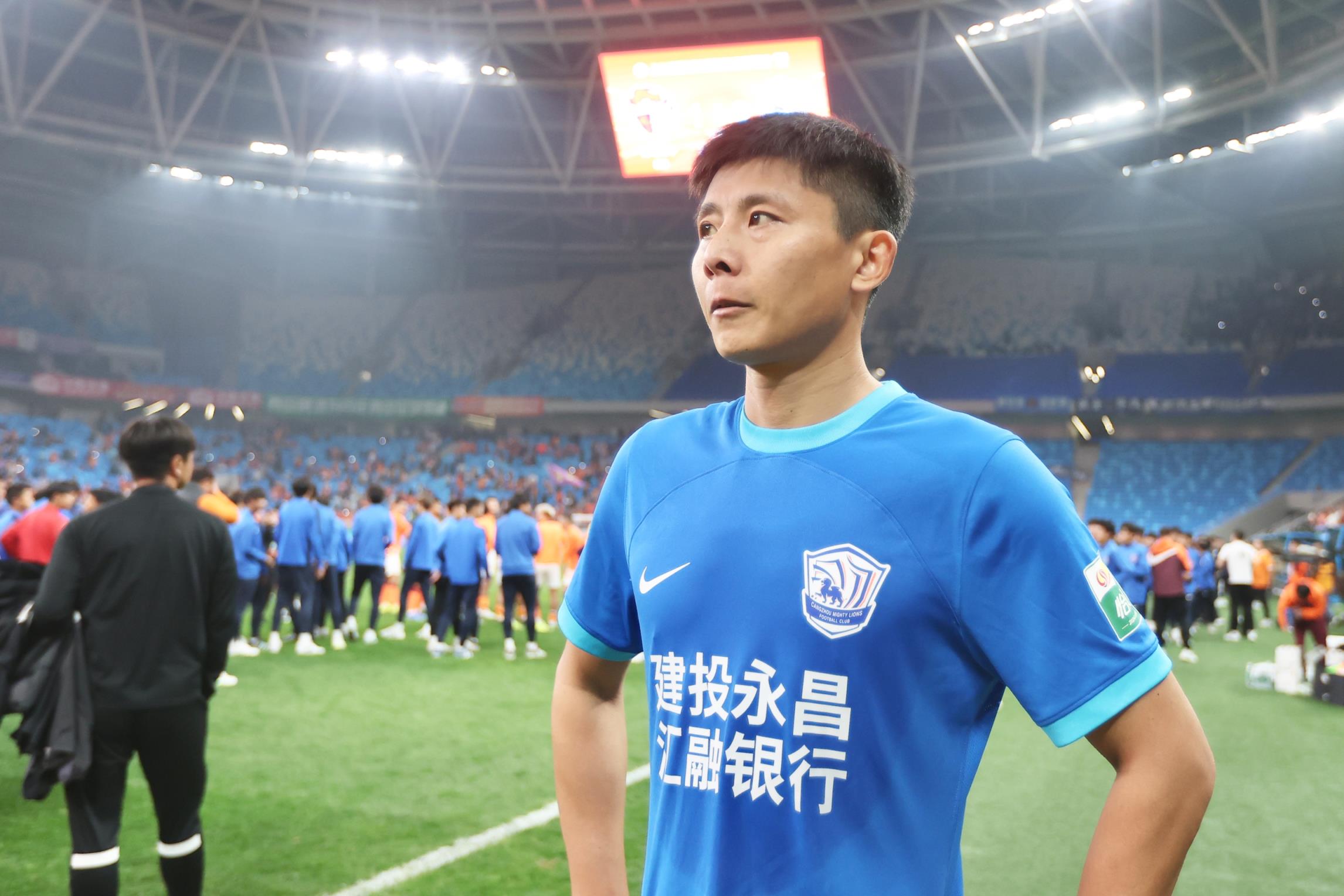 今天第5個(gè)！鄭凱木質(zhì)疑滄州：連續(xù)四年欠球員工資，還能過(guò)準(zhǔn)入？